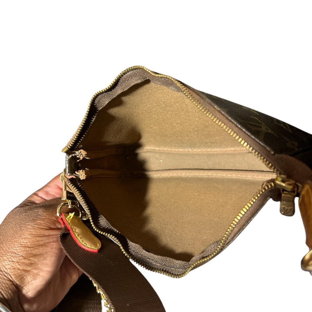 Louis Vuitton Brown Monogram Pouch Clutch Bag - Picture 5 of 15